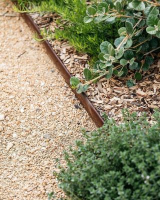 Naše záhradné lemy: 👉🏼 uľahčujú vytváranie hraníc, štrkových chodníkov a okrajov trávnika v každej záhrade. Skombinujte ho...